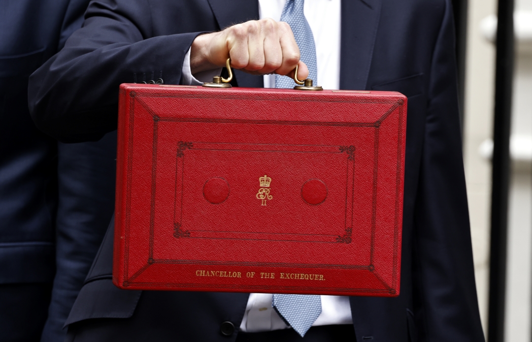 Treasury_Budget_Red_Briefcase-1080